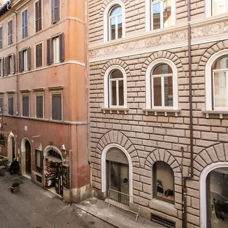 Apartament Trevi Fountain Superior 3 Bdr *