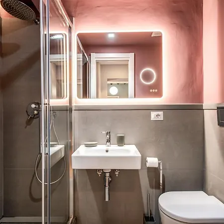 Apartment Trevi Fountain Superior 3 Bdr *